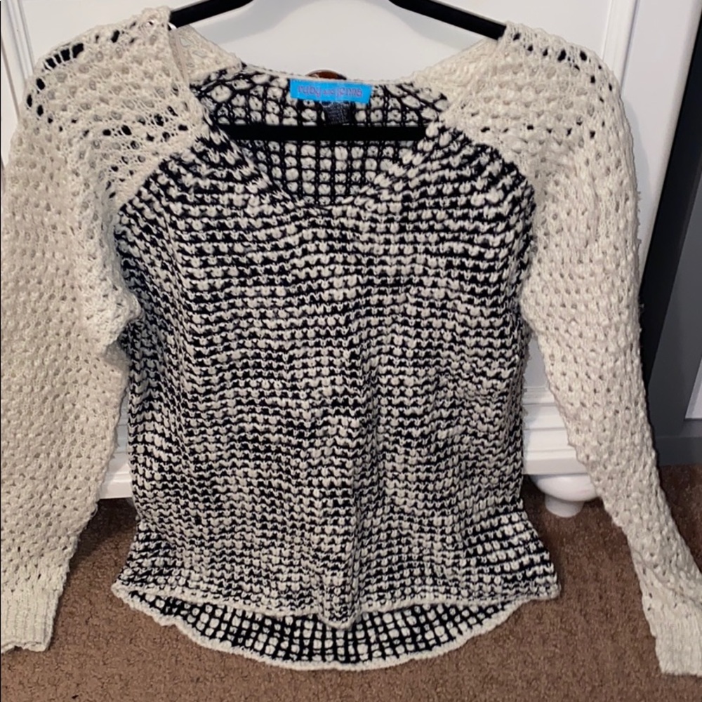 Knit sweater